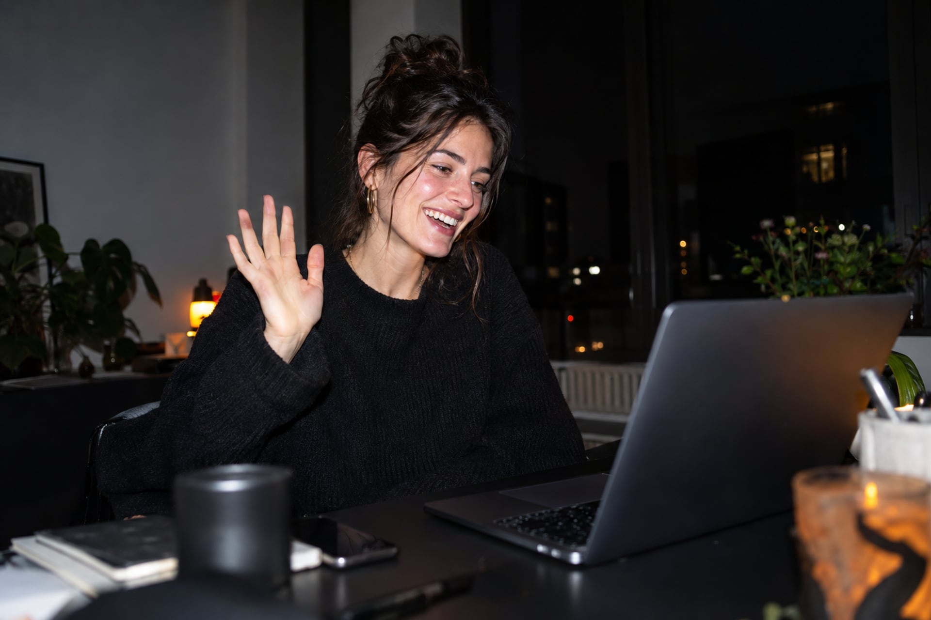 A founder joins a video conversation from a Berlin apartment.